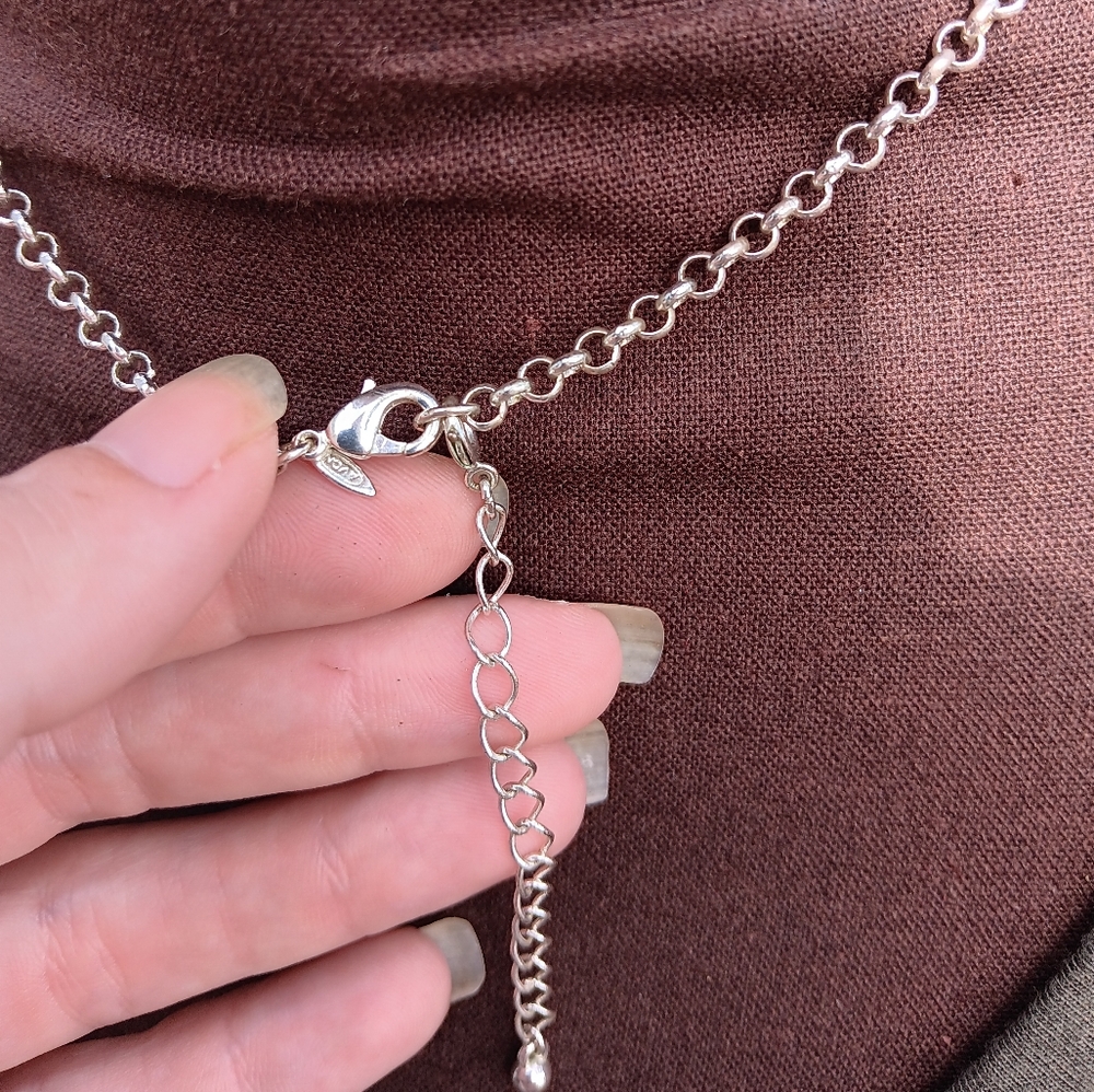 Avon Silver Tone Rings Chain Necklace Adjustable - Picture 5 of 5